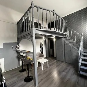 https://dave-apartman-2.szeged-hotels.com